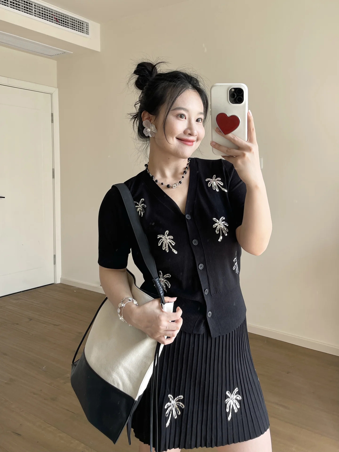 Black V-Neck Slim Short Sleeve Dress Set Women Summer 2025 Beach Vacation Two-Piece