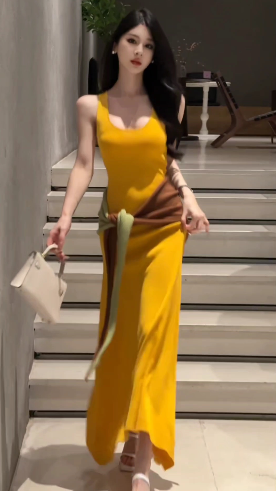 Elegant Slim Fit U-Neck Tank Dress Set with Contrast Shawl