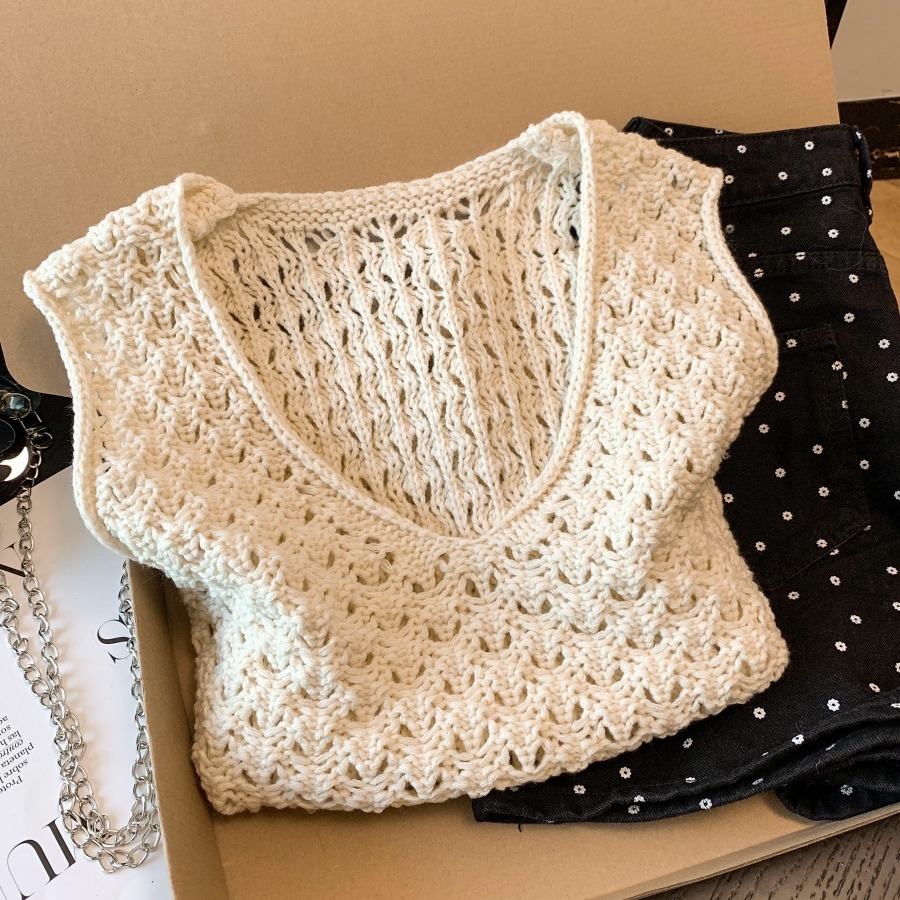 Korean Hollow-Out V-Neck Knit Vest for Women Casual Loose Sleeveless Sweater - Image 5