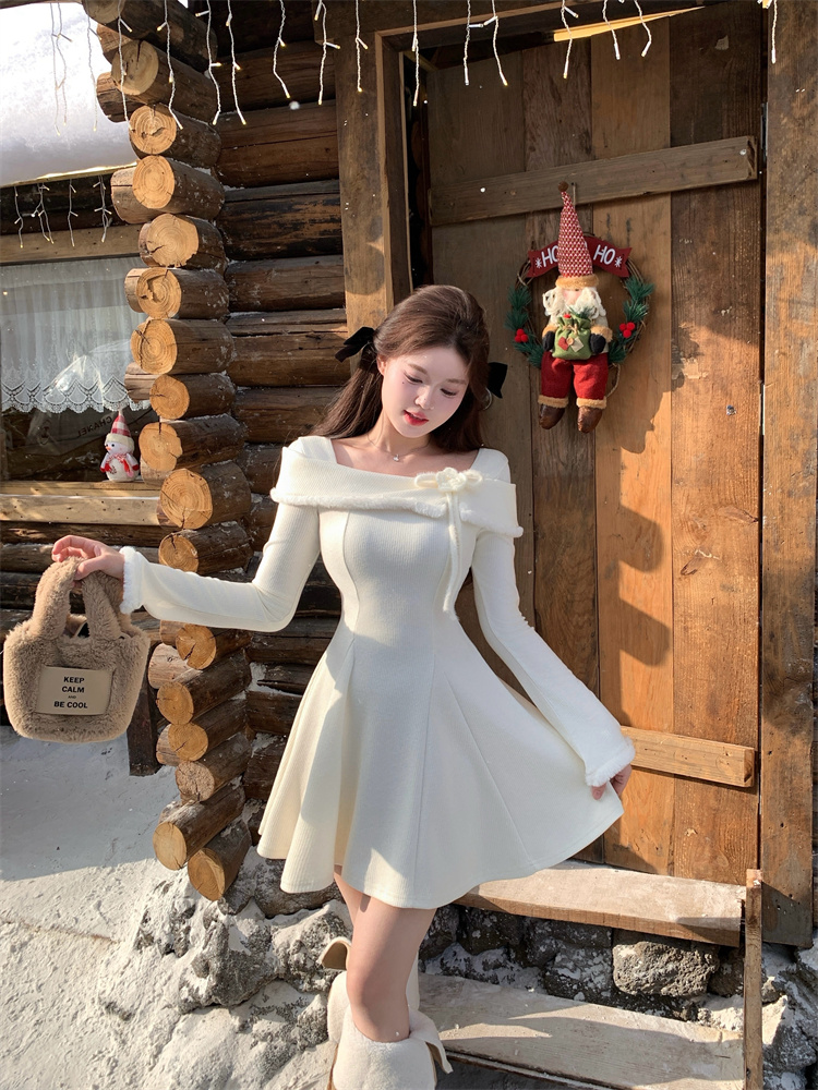 Off-Shoulder White Knit Dress Women Autumn Winter 2024 New Layering Sweater Dress Elegant Princess Long Dress